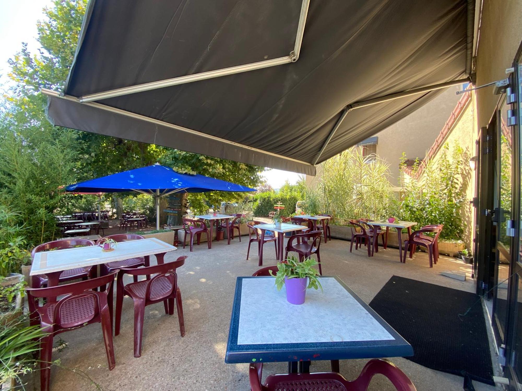 Hotel Restaurant La Place Malay  Bagian luar foto